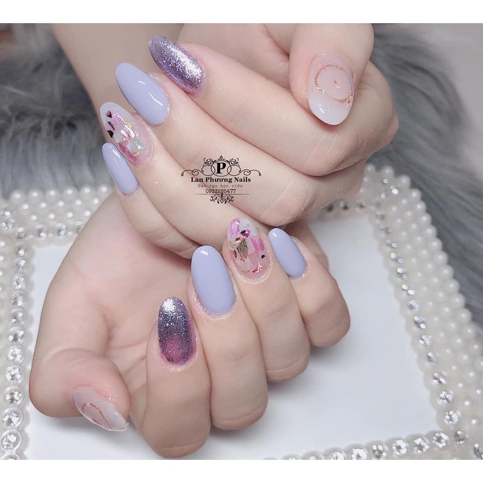 Sơn gel màu tím lavender cực xinh mẫu HOT 2021