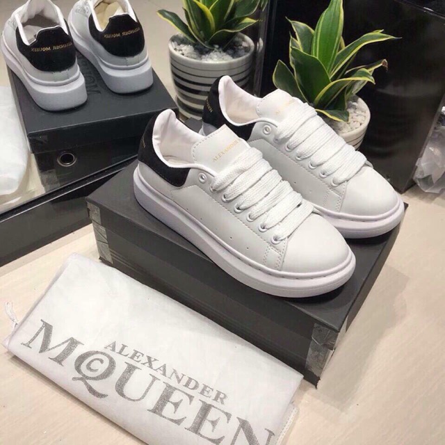 [SALE SỐC] Giày MC Queen Gót Đen
