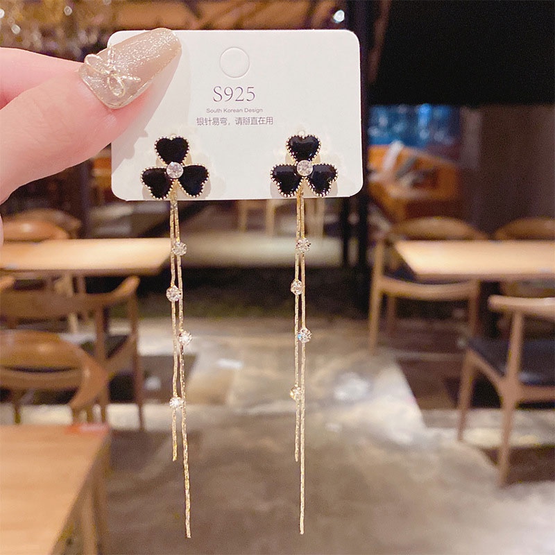 XiaoboACC Khuyên tai kim bạc 925 hình hoa màu đen phối tua rua đính đá zircon xinh xắn cho nữ
