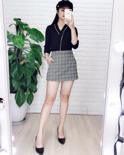 Quần váy kẻ Bershka