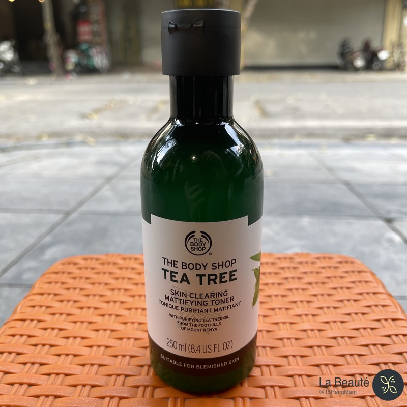 Nước Cân Bằng Cho Da Mụn - The Body Shop Tea Tree Skin Clearing Toner 250ml