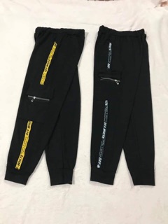 Quần off white khoá túi