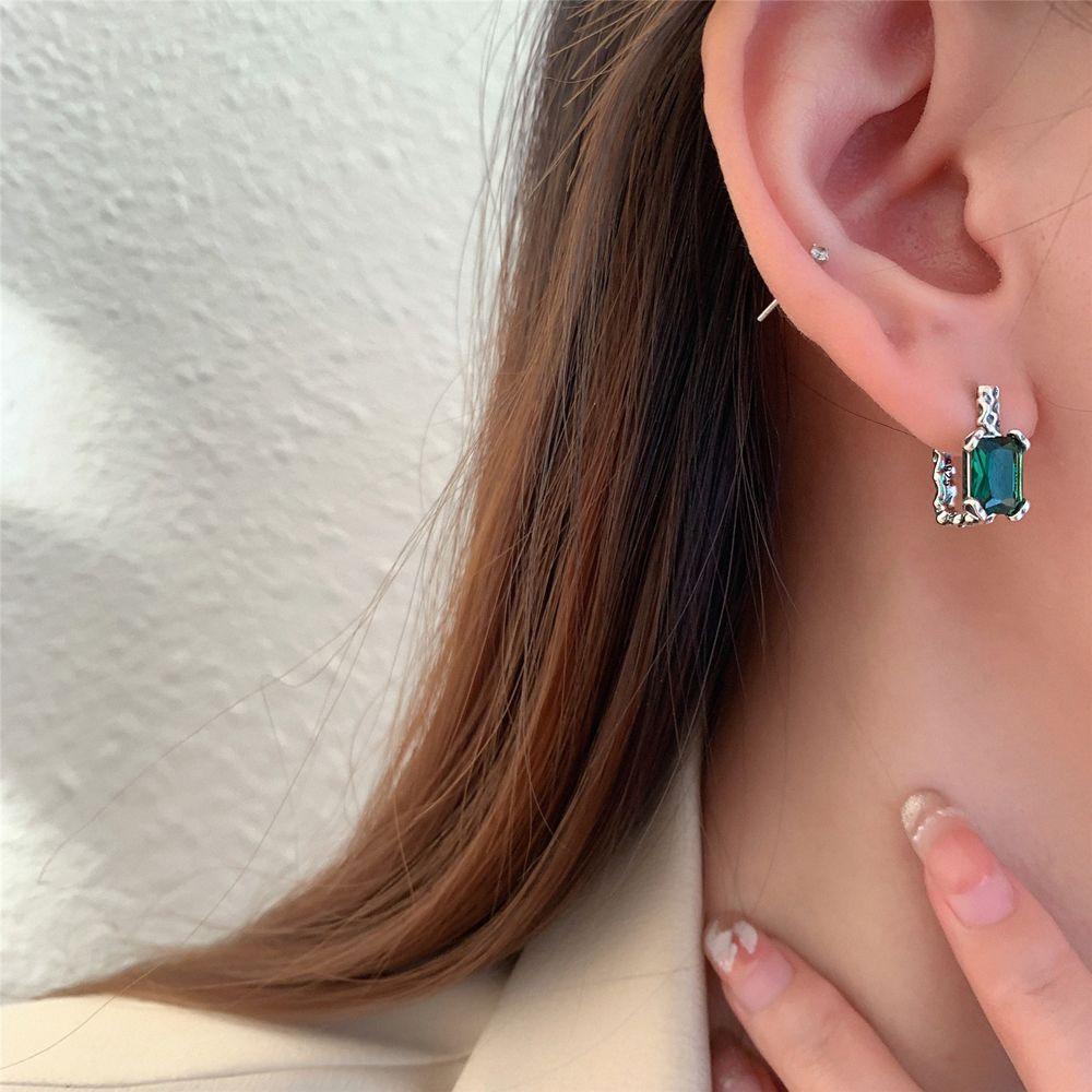 Bông Tai Tròn Đính Đá Zircon Hình Trái Tim Phong Cách Punk Cho Nữ|Khuyên Tai Nữ Trang Tạo Hình Độc Đáo