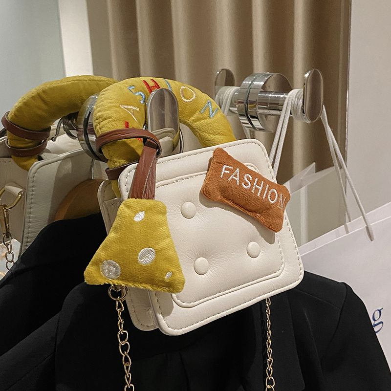 Túi Xách Nữ Phối Dây Xích Thời Trang Thu Đông Phong Cách Năm Mới