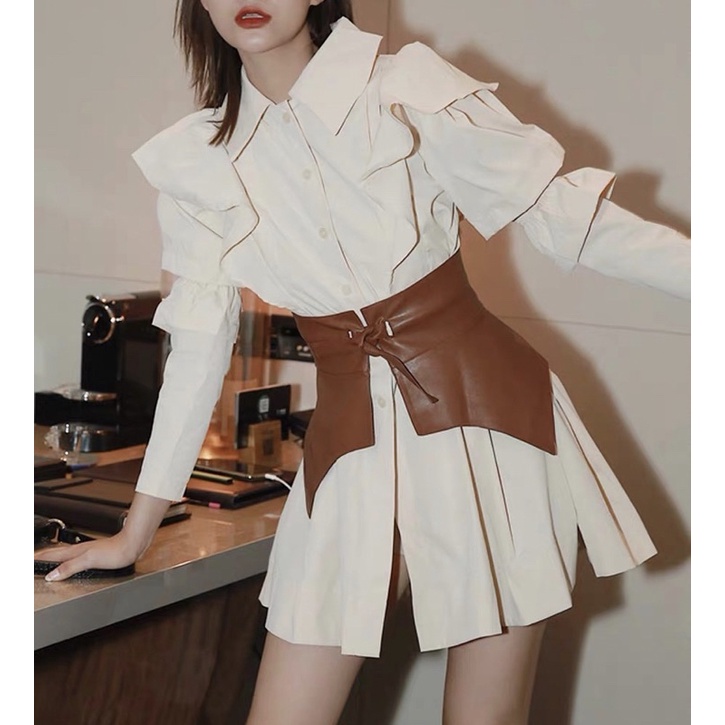 Set Go Moon Young áo sơmi form dài+ thắt lưng da hot trong phim “It’s okay to not be okay”