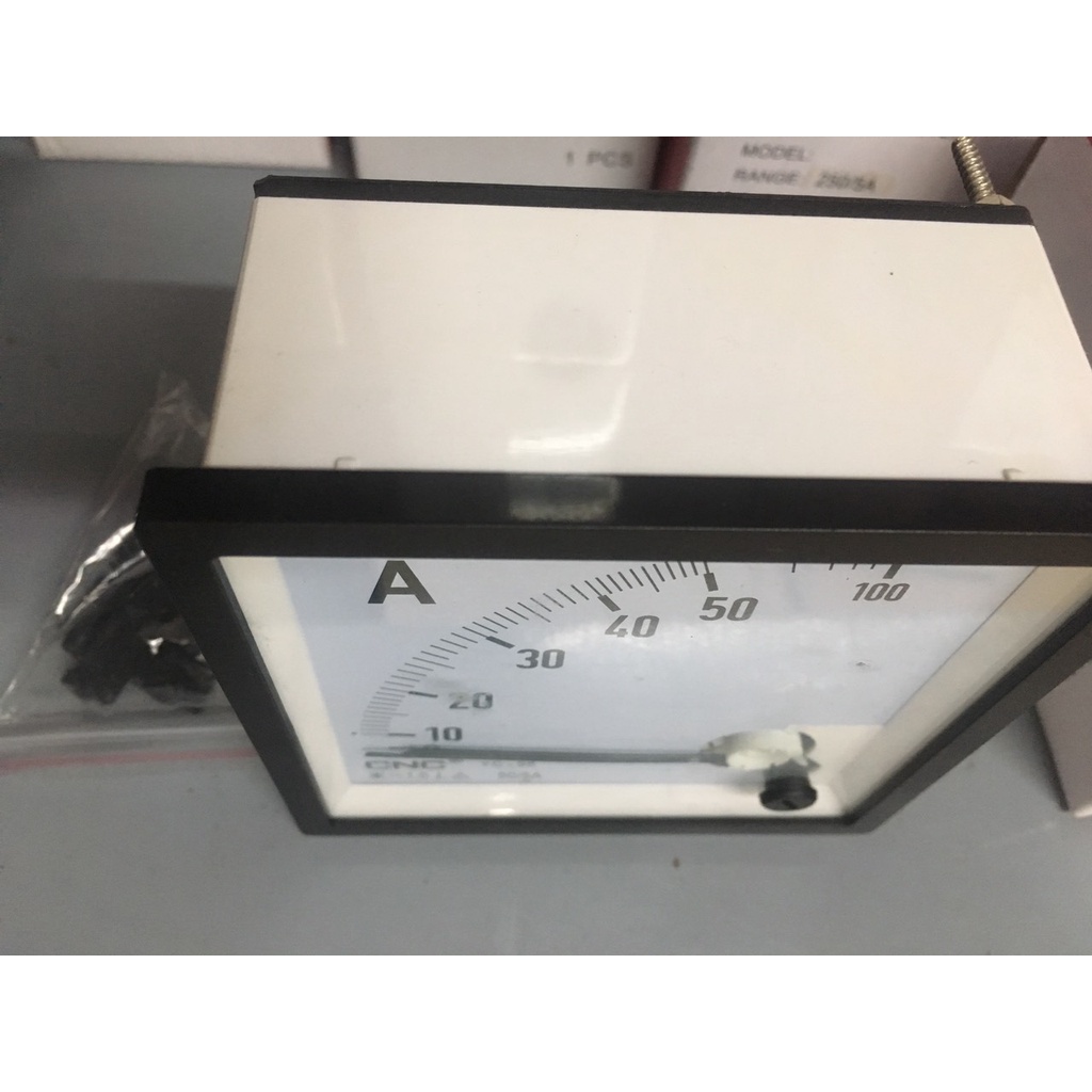 Đồng hồ Ampe đo dòng điện hiệu CNC mã YC-96 size 96x96