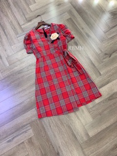 Váy kẻ thô đũi kèm hoa