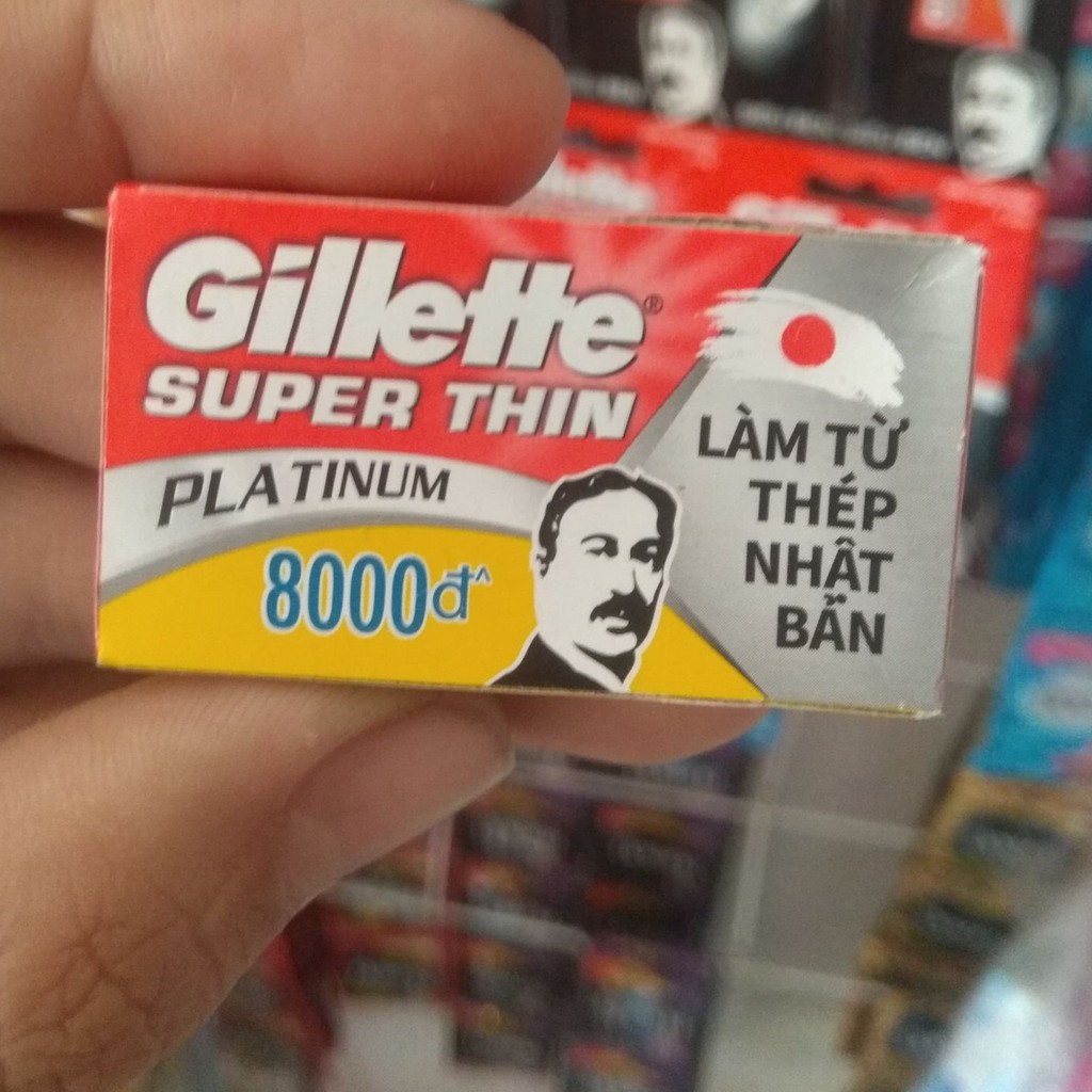 Hộp 5 lưỡi dao cạo Gillette Super thin Platinum làm từ thép Nhật Bản