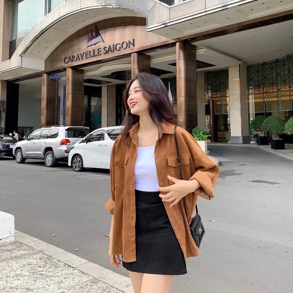 Set áo khoác sơ mi form rộng kèm áo 2 dây mix chân váy ngắn phong cách thời trang AD124 | BigBuy360 - bigbuy360.vn