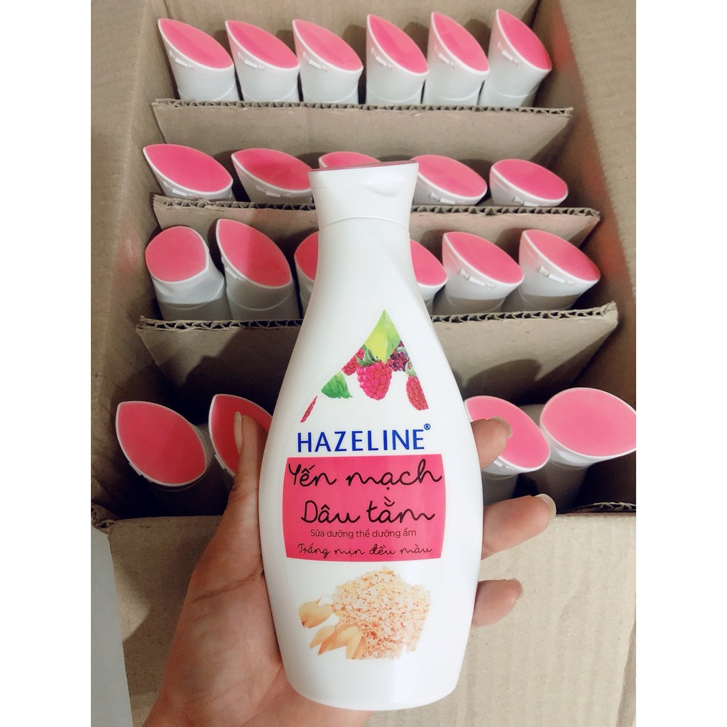 Sữa dưỡng thể dưỡng ẩm Hazeline yến mạch dâu tằm 230ml