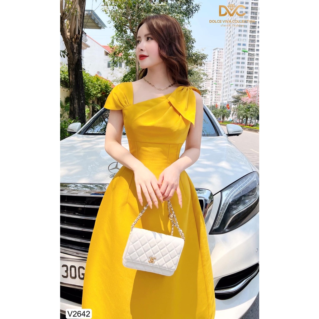 VÁY TAFTA VÀNG LỆCH VAI THIẾT KẾ CAO CẤP V2642 -DVC