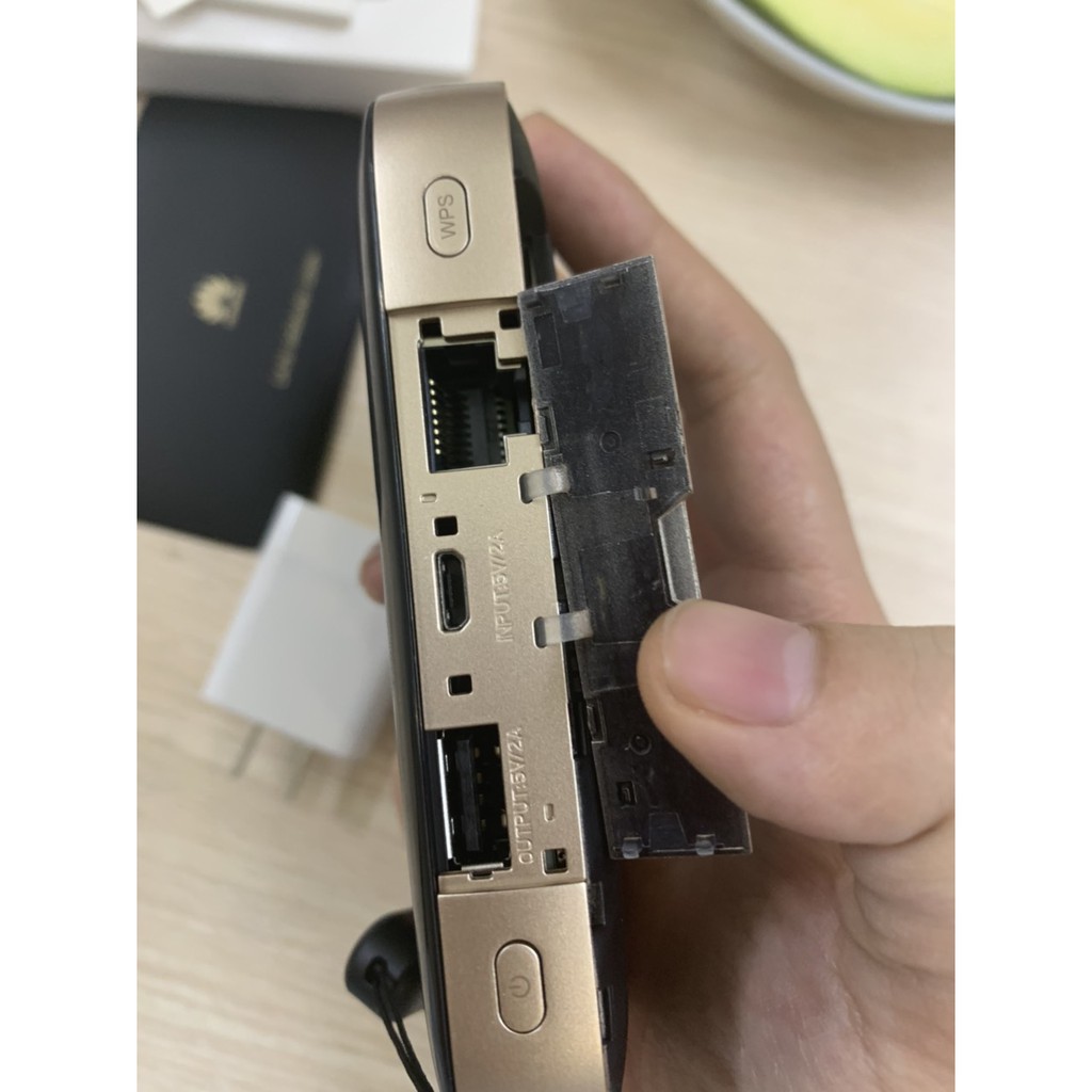 ROUTER PHÁT WIFI 4G HUAWEI 4G+ E5885 PRO – 4G 300MPBS KIÊM SẠC DỰ PHÒNG | BigBuy360 - bigbuy360.vn