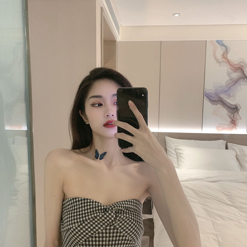 Áo Croptop Hai Dây Với Thiết Kế Trơn Màu Xinh Xắn Dành Cho Nữ