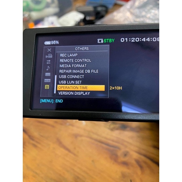 Máy Quay Sony HXR-NX200 4K  còn box như mới
