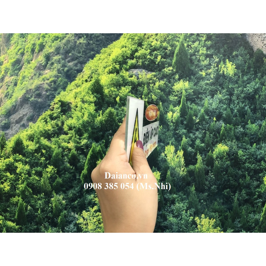 Bảng báo cảnh báo điện cao áp chất liệu mica- KT 10x30cm- Hình thật, có sẵn