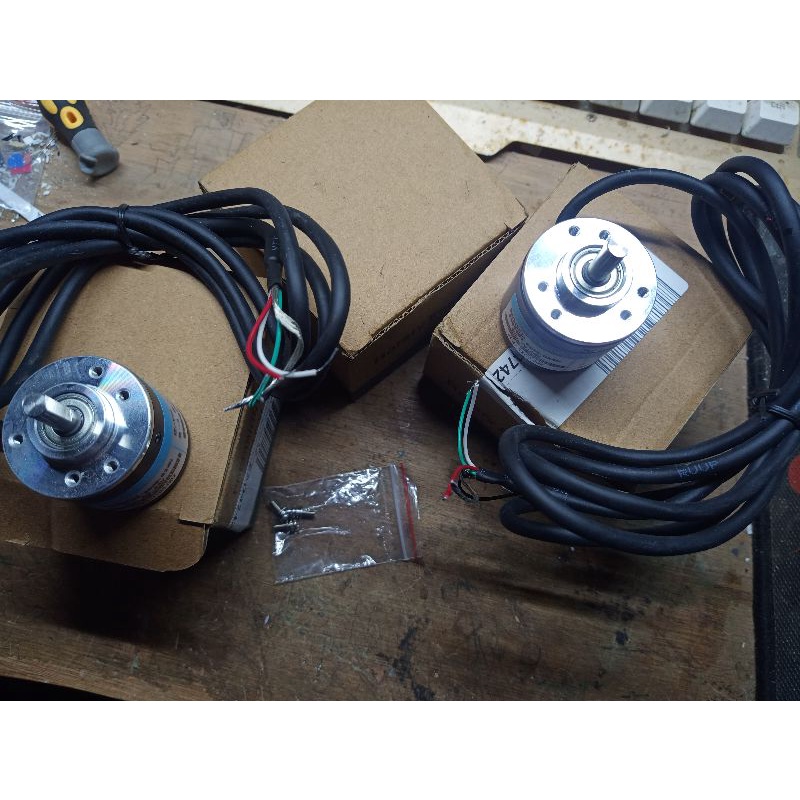 bộ đếm xung encoder 600 xung đã sử dụng. combo 5chiếc giá 80k 1 chiếc