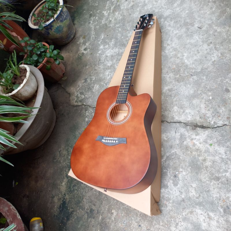 đàn guitar acoustic  màu nâu có ty full 10 phụ kiện