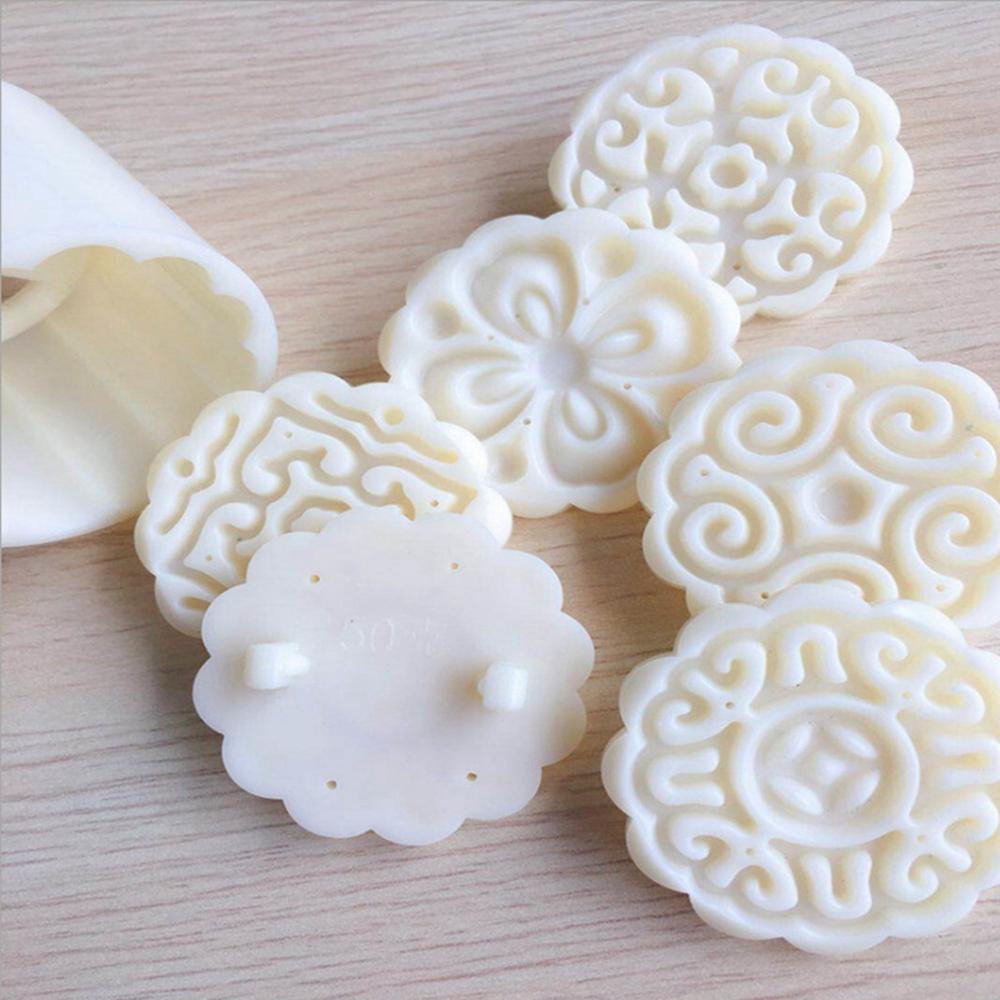 Khuôn Nhựa Làm Bánh Trung Thu Thủ Công Hình Hoa Tiện Dụng