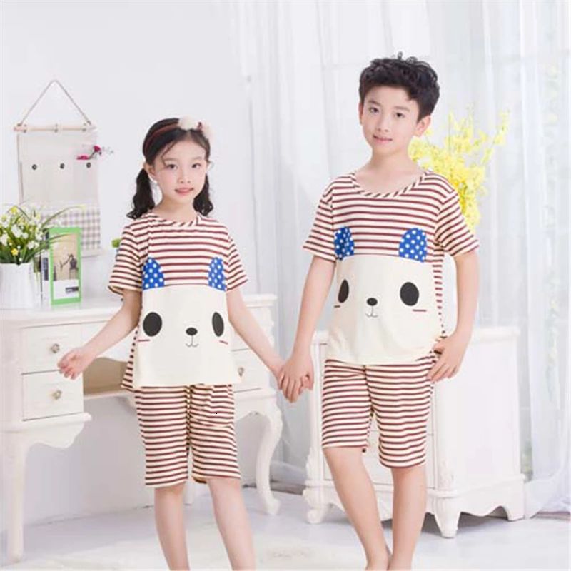 Set Đồ Ngủ Ngắn Tay In Họa Tiết Gấu Dễ Thương Dành Cho Các Bé