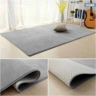 Thảm lông lót sàn đơn giản chất lượng