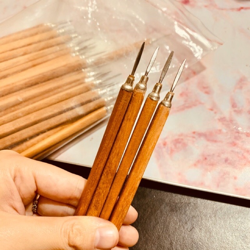 Lấy khoé cán gỗ nail