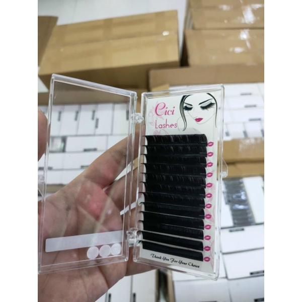 Mi khay cong CC_Chất mi nhám_Bám Keo Tốt