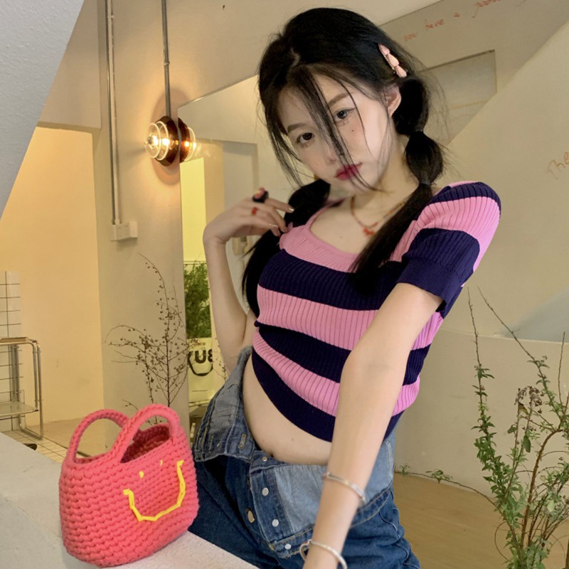 Áo Croptop Dệt Kim Cổ Vuông Họa Tiết Kẻ Sọc Thời Trang Cho Nữ