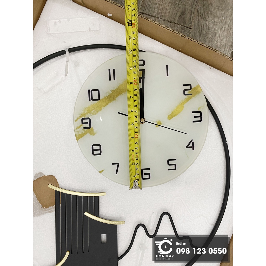 Đồng hồ treo tường trang trí decor phòng khách Bắc Âu kim trôi cao cấp KOKA JT20183A-45