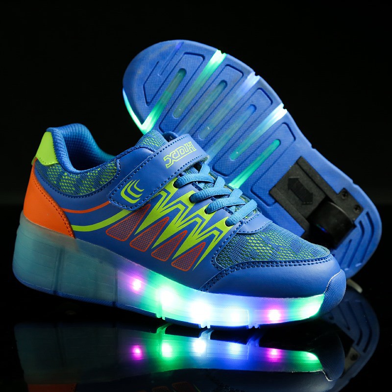 Giày thể thao bánh gót hay giày bay cho trẻ em và nữ có đèn LED sạc pin A40