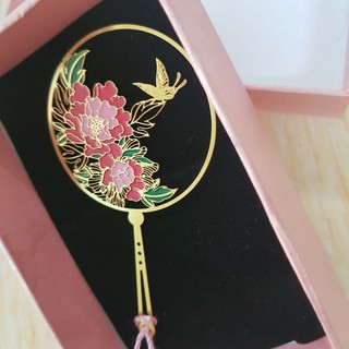 Bookmark kim loại nhiều mẫu
