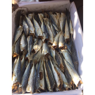 0,5kg cơm khô , 0,5kg cá nục khô