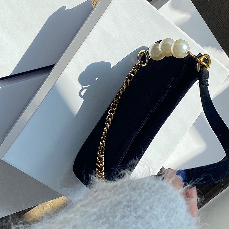 Túi Đeo Chéo Da Lộn Đính Ngọc Trai Phong Cách Hàn Quốc Cổ Điển Thời Trang Cho Nữ