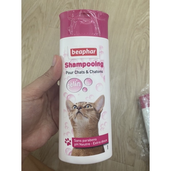 Sữa tắm cho Mèo mượt lông, thơm lâu Beaphar Hà Lan 250ml