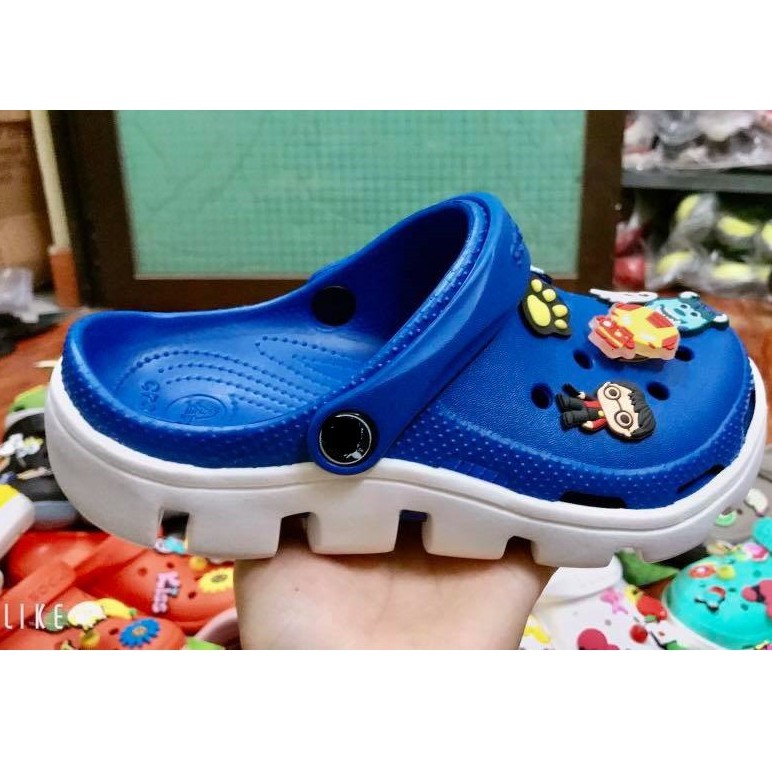 Dép sục cross thời trang nam nữ + Tặng kèm 10 jib | BigBuy360 - bigbuy360.vn