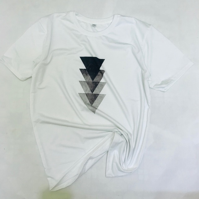 ÁO THUN CÁ TÍNH TRIANGLE [SẢN PHẨM ĐỘC QUYỂN CỦA ÁO THUN UNISEX - KPOP]