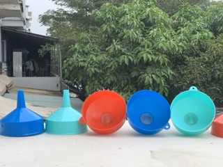 Phễu Nhựa Có Lưới Lọc ngăn cặn, tạp chất C20