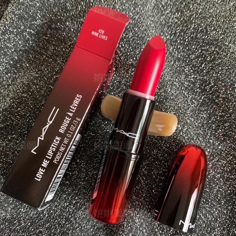 SON MAC LOVE ME LIPSTICK 428 Give Me Fever