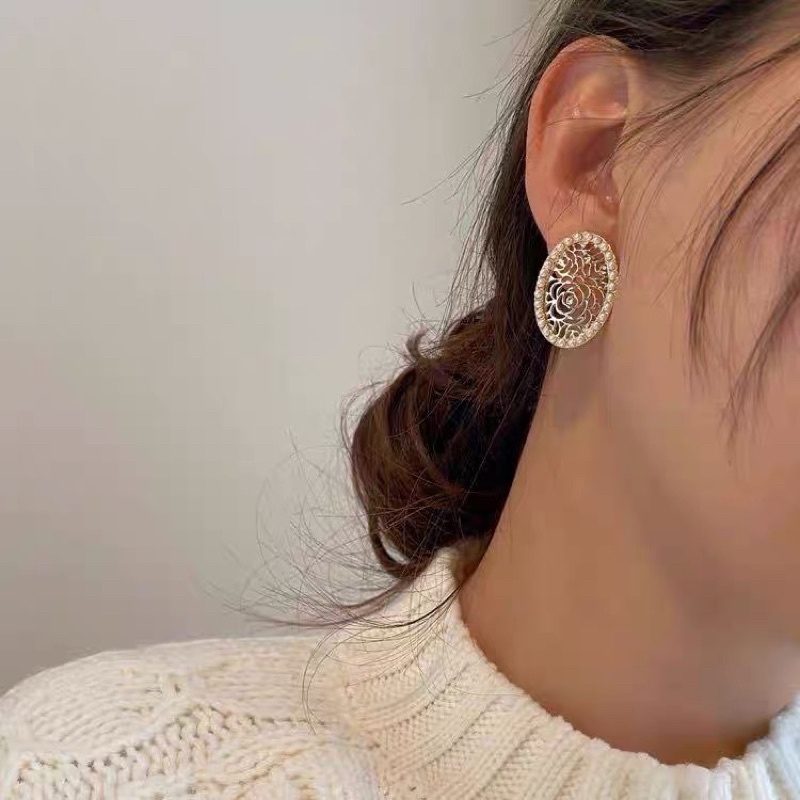 Hoa tai đính hạt nữ tính phong cách cổ điển - Maben