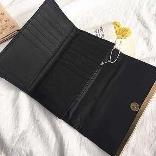 Ví New Look gắn hoa nổi!!