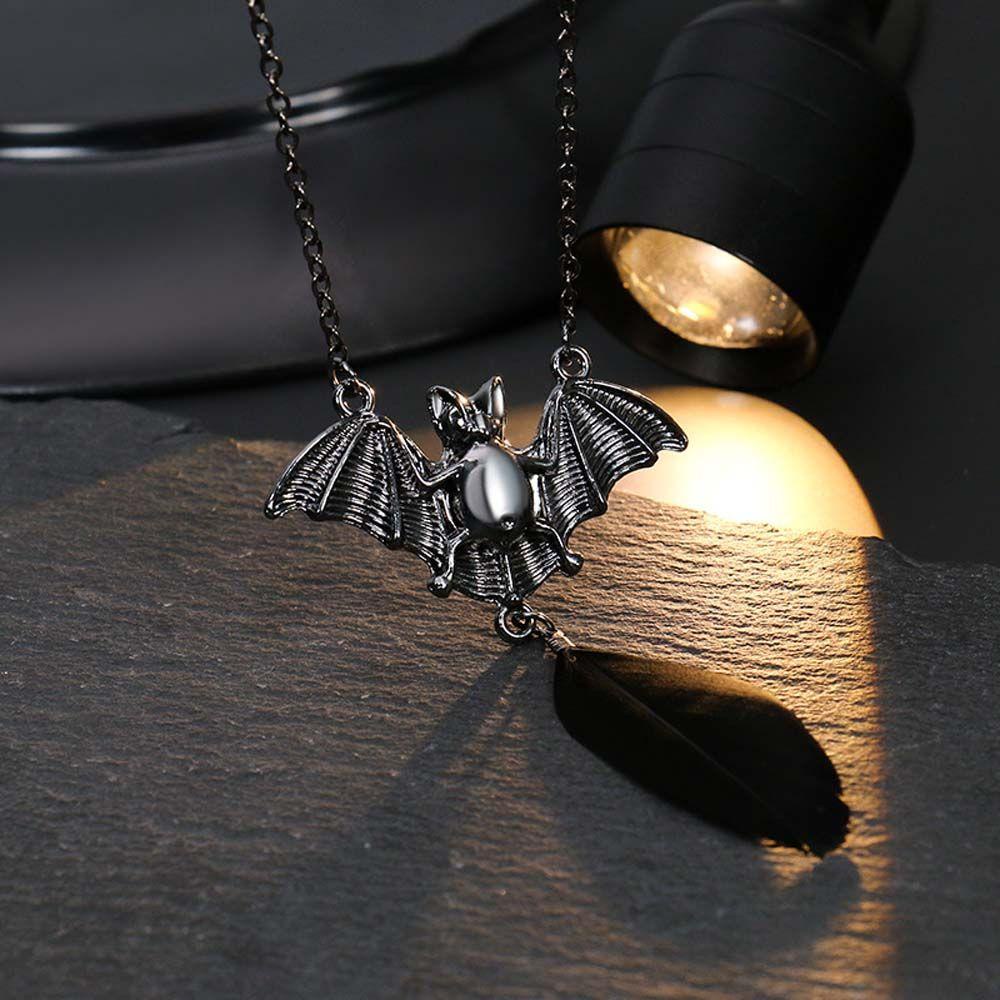 Vòng cổ Mặt Hình Dơi Bí Ngô Phong Cách Halloween Cá Tính Cho Nam Và Nữ