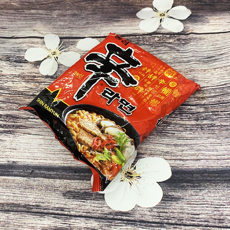 MỲ SHIN RAMYUN CAY NƯỚC HÀN QUỐC GÓI 120G