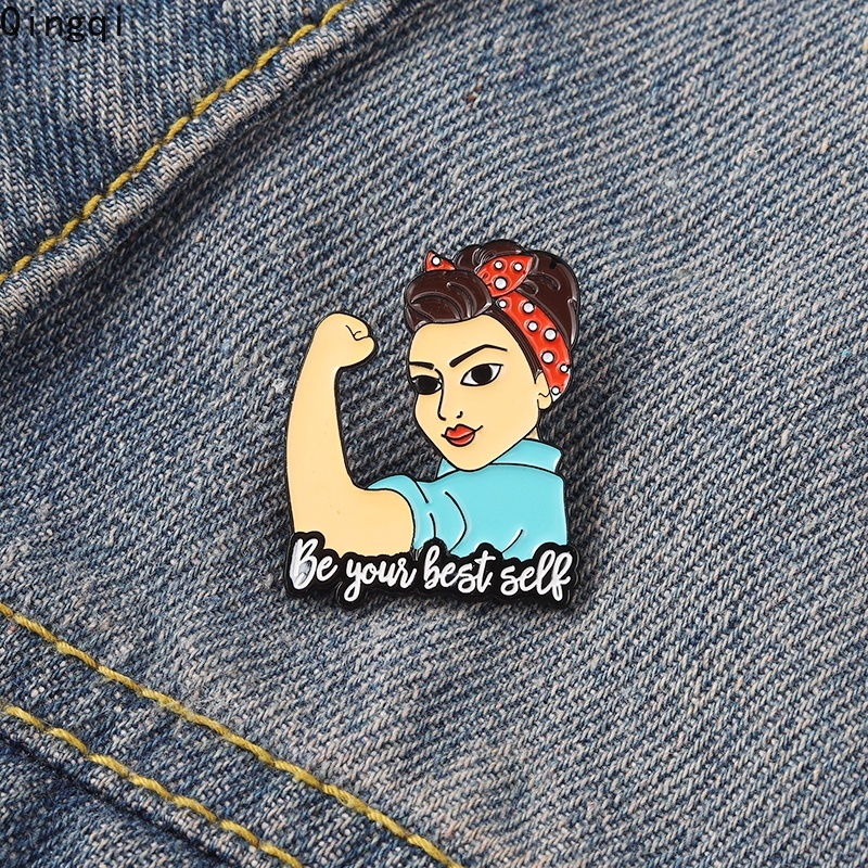 Ghim cài áo Miss Zoe họa tiết cô gái và chữ Be Your Best Sell