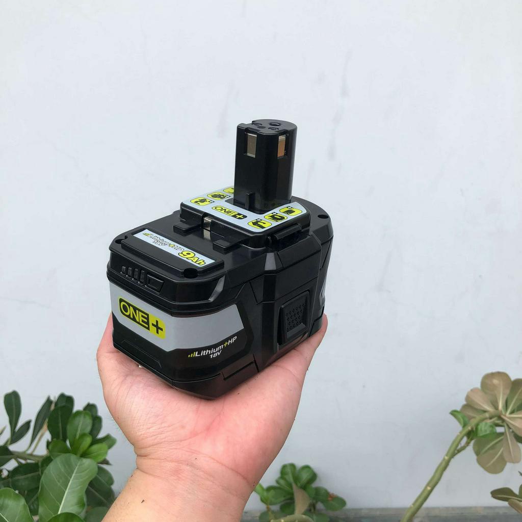 Pin Ryobi 18V 9AH nhận sạc zin, full tem.