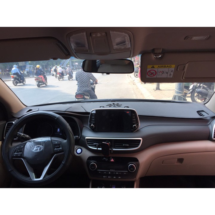 Thảm da chống nắng Taplo Hyundai Tucson 1.6 Turbo 2019