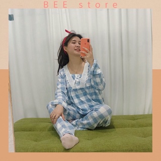 Bộ đồ ngủ sọc xanh cổ viền ren tay dài
