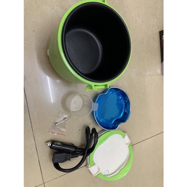 Nồi cơm điện trên ô tô dung tích 1 lít loại 12v và 24v
