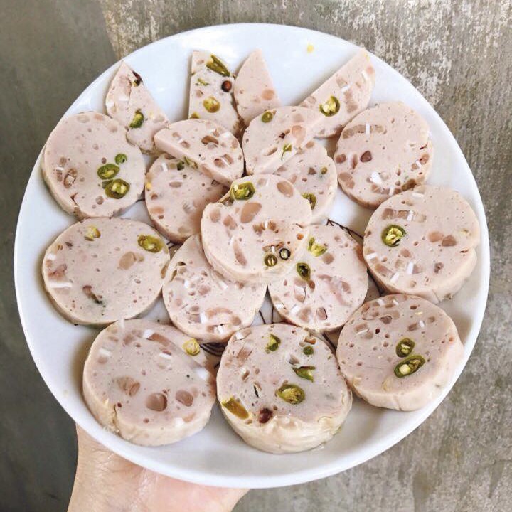 CHẢ DA ỚT XIÊM XANH THÀNH HẰNG (CÂY 500GRAM) SIÊU GIÒN DAI | BigBuy360 - bigbuy360.vn