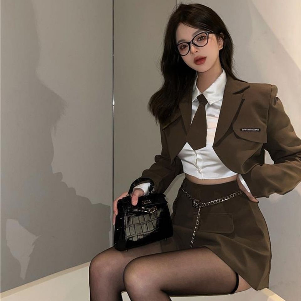 Suit women 2022 spring new short style suit jacket + satin shirt + buttocks skirt three sets