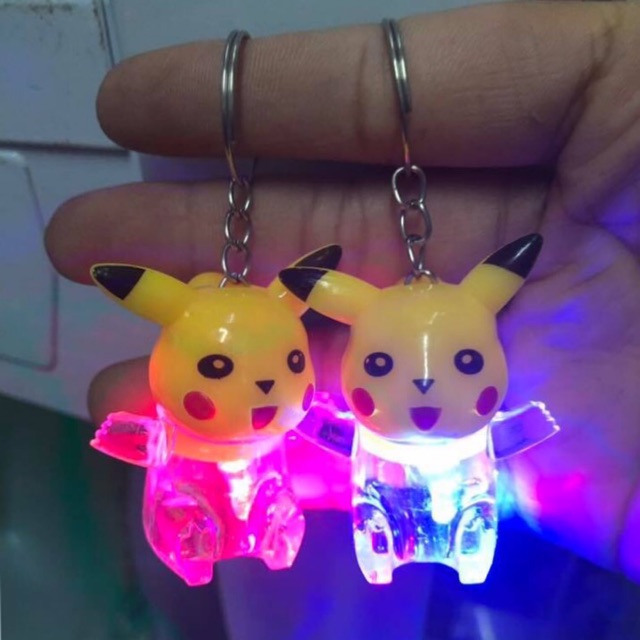 Móc khoá Pikachu/Emoji đèn led