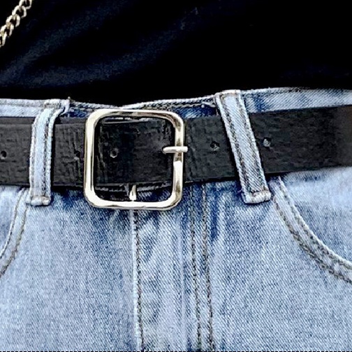 Quần Short Denim Lưng Cao Thêu Hoa Thời Trang Cho Nữ